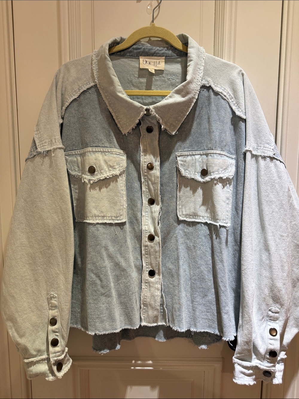 Oli & Hali Cropped Light Denim Jacket w/ Daisy Motif -NWOT-Size XL